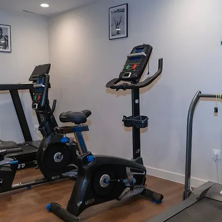 Appartement 2 Pieces Lumineux Avec Balcon - 351c *